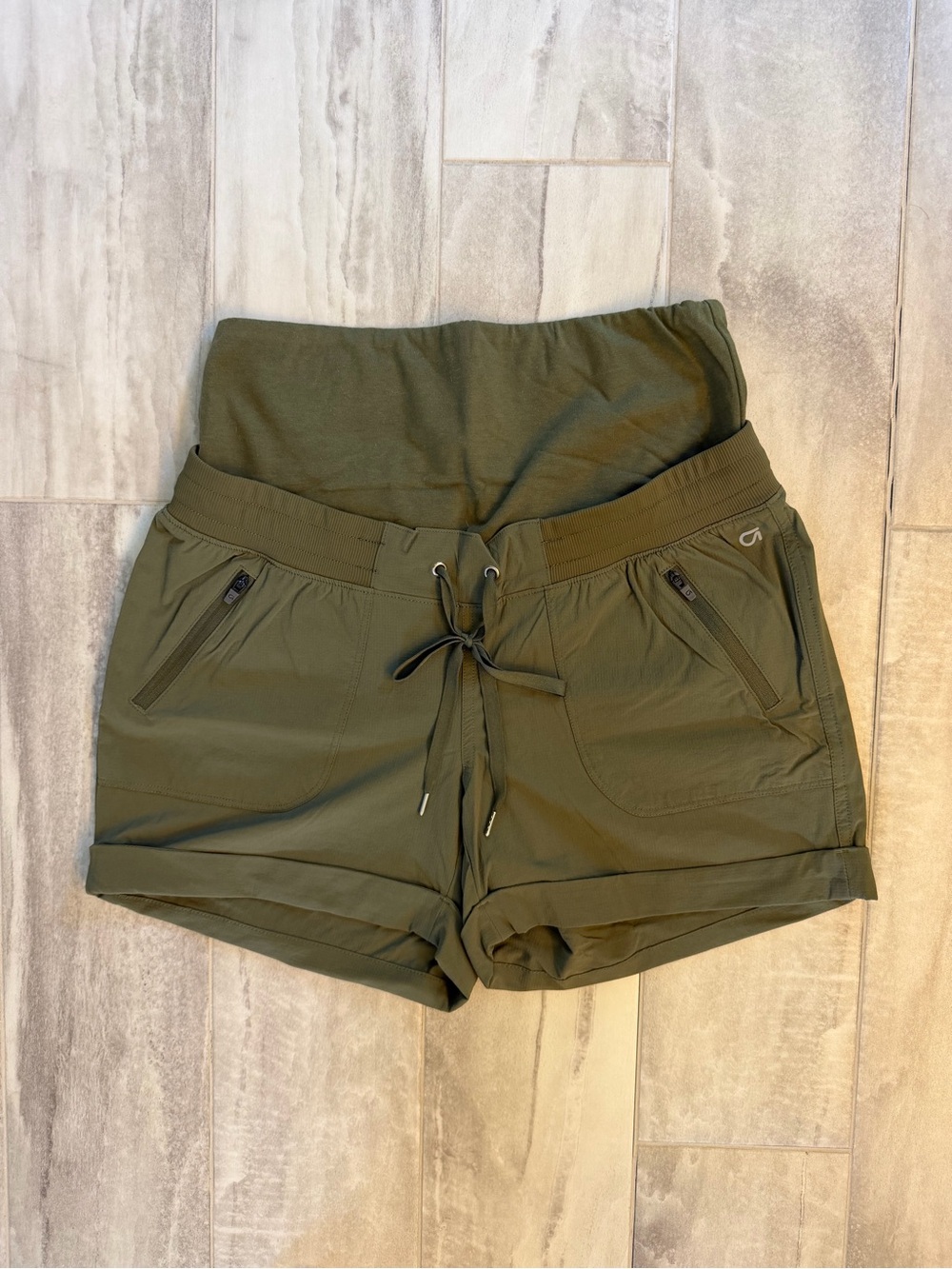 GAP Fit Olive Green Maternity Drawstring Casual / Athletic Shorts - Size S
